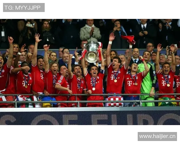 欧冠AC米兰与拜仁慕尼黑经典对决盘点 欧冠AC米兰与拜仁慕尼黑经典对决盘点